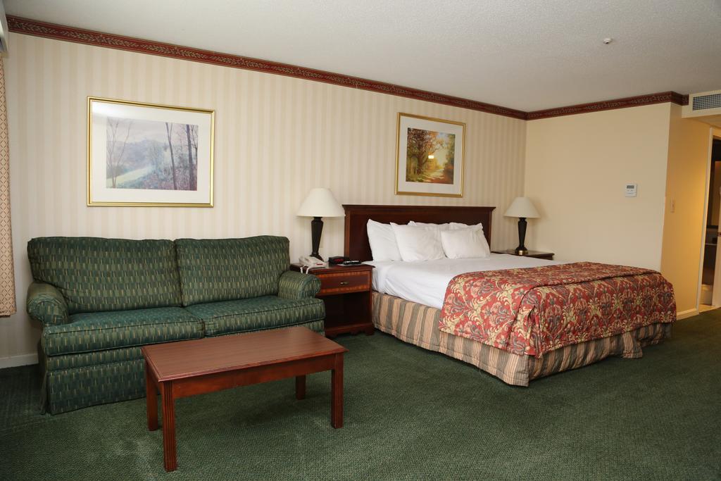 Fairbanks Inn Сейнт Джонсбъри Екстериор снимка